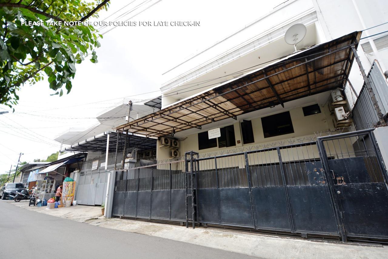 Zen Rooms Abuserin Fatmawati Cilandak  エクステリア 写真